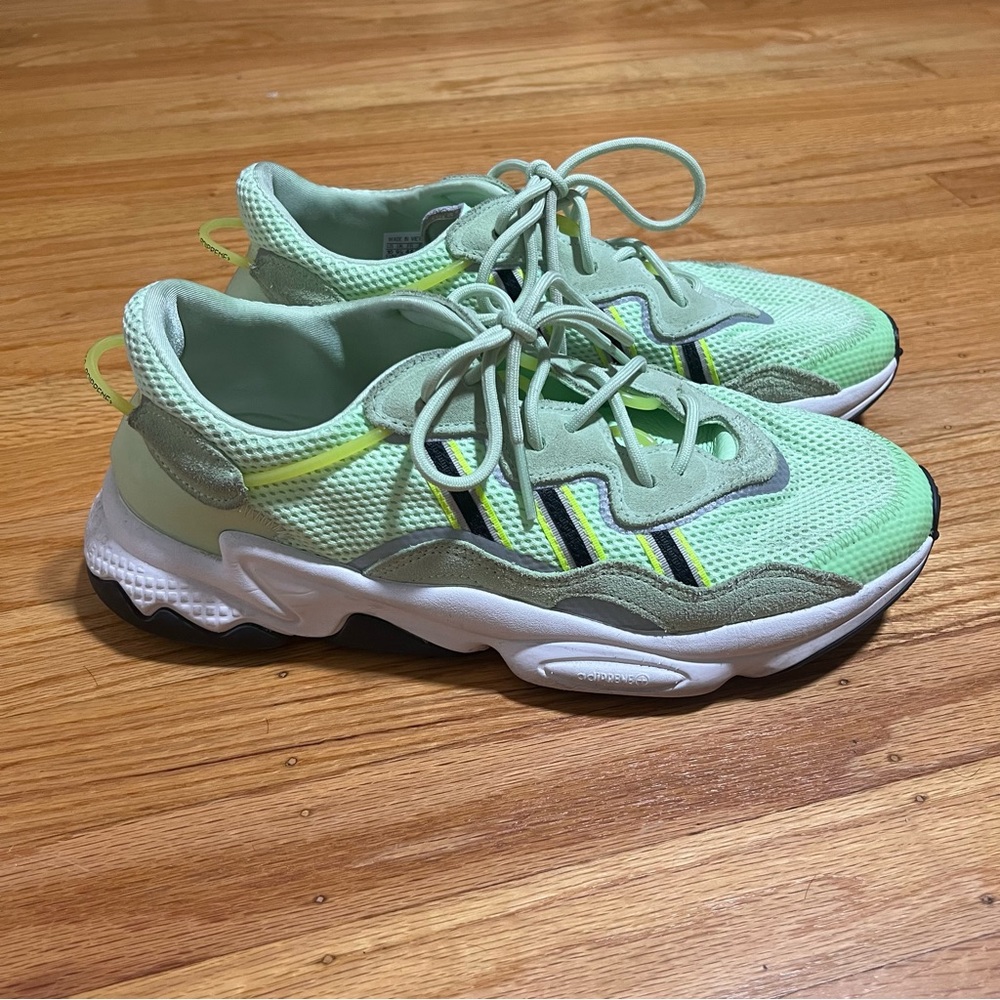 Green Ozweego Adidas Sz 10